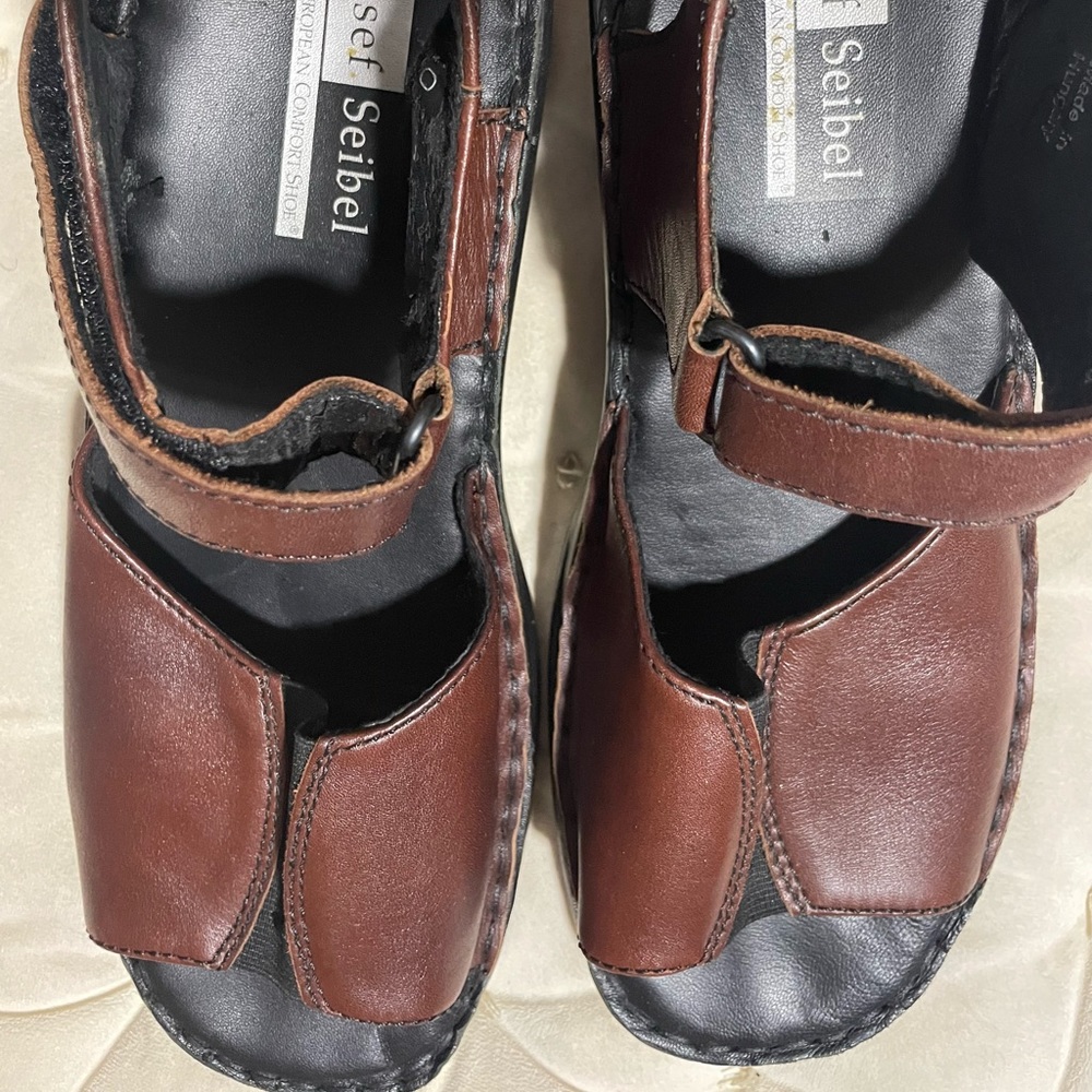 Comfortable shoes always in fashion